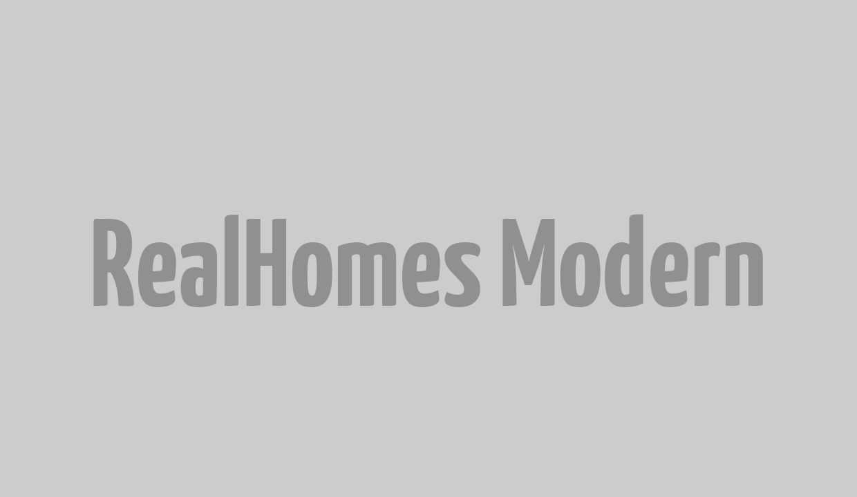 I have a family friend who is a Realtor. I like her and she is a help but she gives me one price to sell my home for and I think it is too low. So I called another agent who suggested a price more in line with my expectations. Who do I choose?